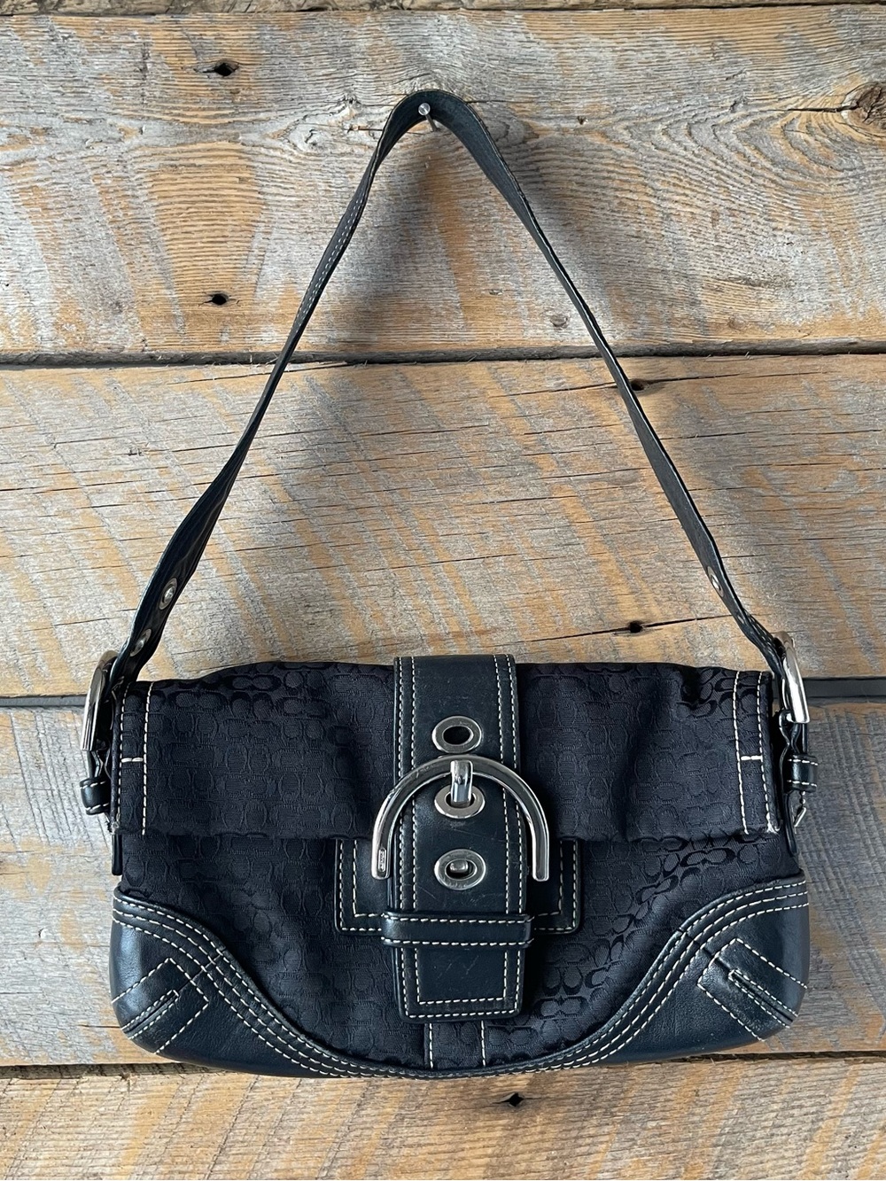 Vtg Y2K Coach Small Soho Signature C Black Canvas Shoulder Bag Hobo Leather - Picture 1 of 15